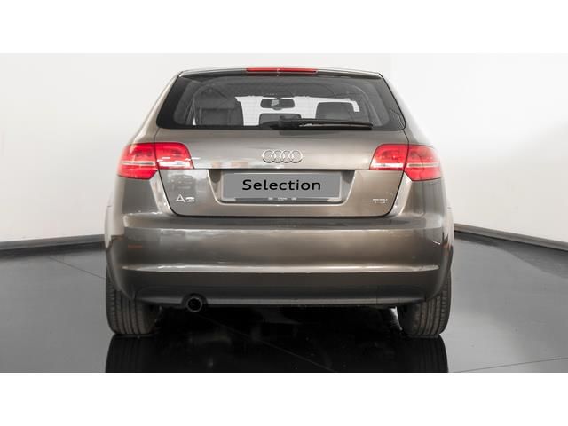 Audi a3 Sportback 1.6 TDI Sportback Attraction 7
