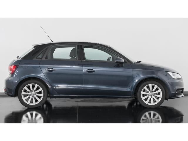 Audi A1 Sportback 1.0 TFSI Adrenalin 70 kW (95 C