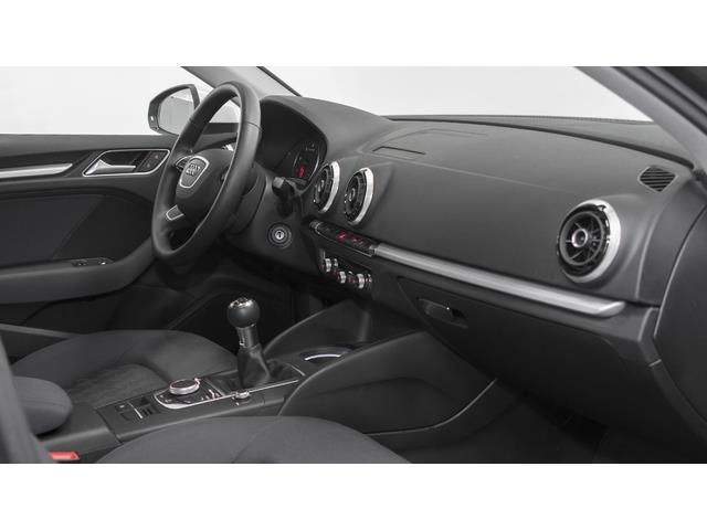 Audi a3 1.6 TDI Attraction 77 kW (105