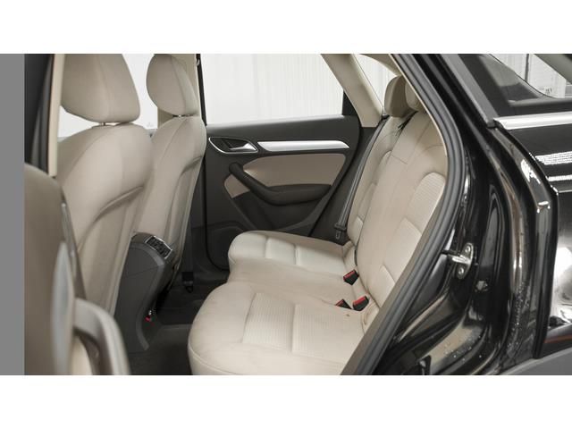 Audi Q3 2.0 TDI Attraction quattro S-T