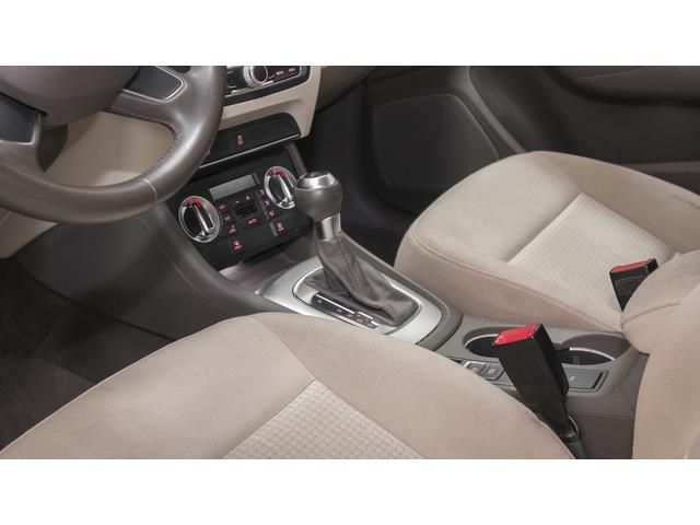 Audi Q3 2.0 TDI Attraction quattro S-T
