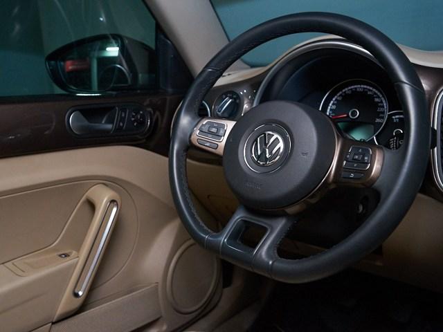 Volkswagen Beetle Beetle Diesel 1.6TDI Design 10