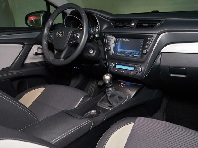 Toyota Avensis Avensis Diesel 150D Advance