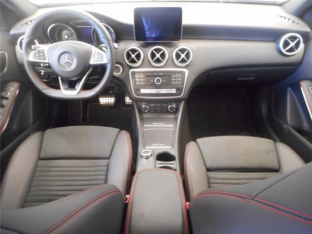 Mercedes-Benz A 180 d AMG Line