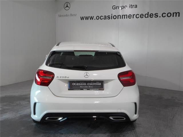 Mercedes-Benz A 200 d AMG Line