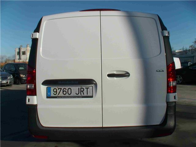 Mercedes-Benz Vito Furgón 111 CDI Extralarga