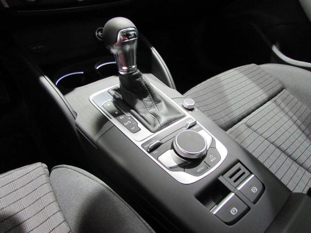 Audi a3 Sedan A3 SedÃ¡n Diesel 1.6TDI Sport