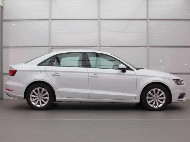 Audi a3 Sedan A3 SedÃ¡n 1.6TDI CD Attraction