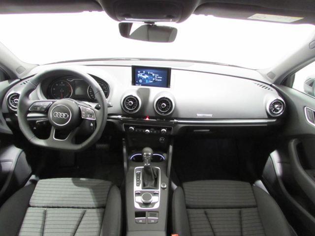 Audi a3 Sedan A3 SedÃ¡n Diesel 1.6TDI Sport