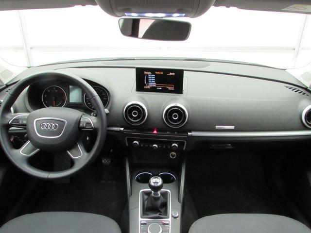 Audi a3 Sedan A3 SedÃ¡n 1.6TDI CD Attraction