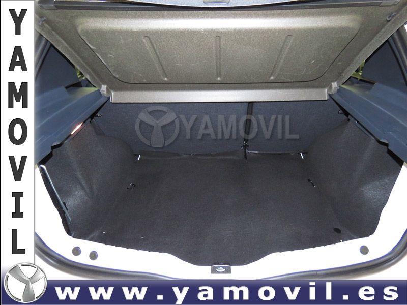 Dacia Sandero 1.2 75CV LAUREATE MUSIC
