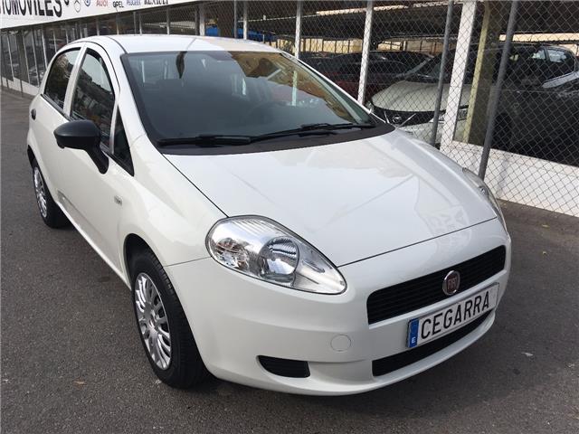 Fiat Punto 1.2 Young 67