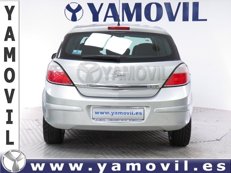 Opel Astra 1.9 CDTi 150CV COSMO