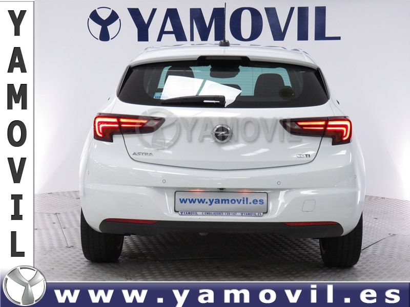 Opel Astra 1.6CDTi 110CV DYNAMIC 5P