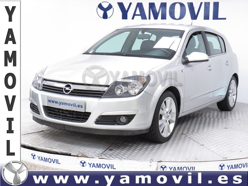 Opel Astra 1.9 CDTi 150CV COSMO