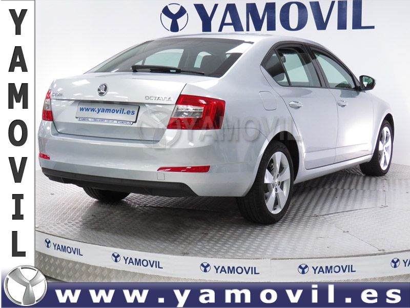 Skoda Octavia 2.0 TDi 150CV ELEGANCE DSG 5P