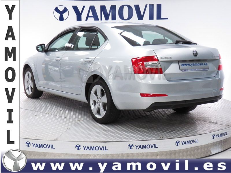 Skoda Octavia 2.0 TDi 150CV ELEGANCE DSG 5P