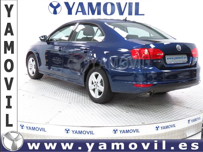 Volkswagen Jetta ADVANCE 1.6 TDi 105CV