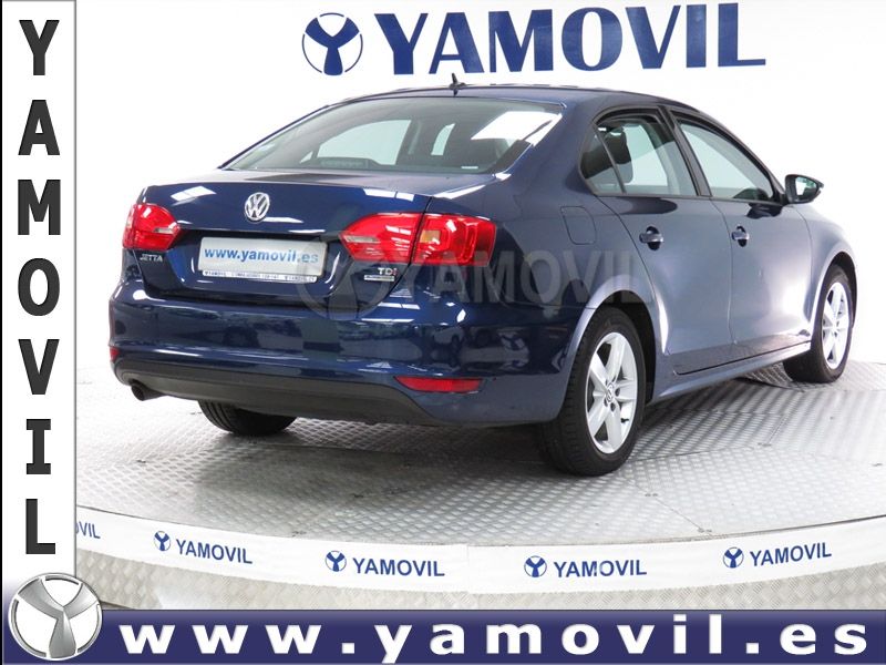 Volkswagen Jetta ADVANCE 1.6 TDi 105CV