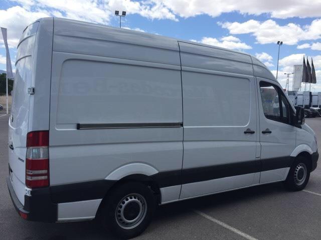 Mercedes-Benz Sprinter Furgón 313CDI Medio techo alto