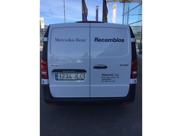 Mercedes-Benz Vito Furgón 111CDI Larga