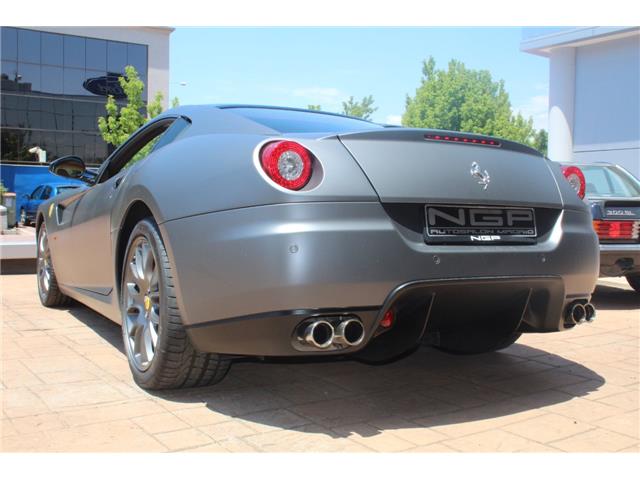 Ferrari 599 GTB F1 parrilla GTO