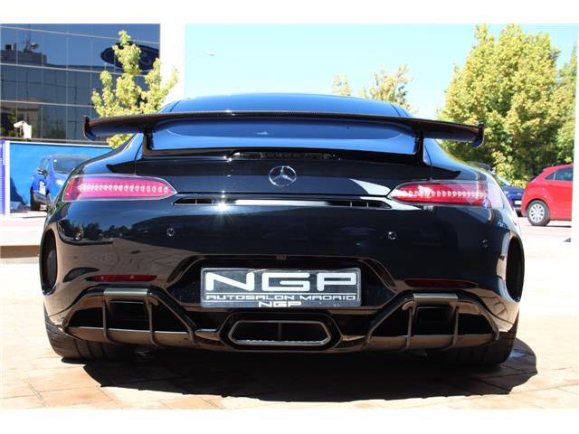 Mercedes-Benz AMG GT Coupé R stock NGP Madrid
