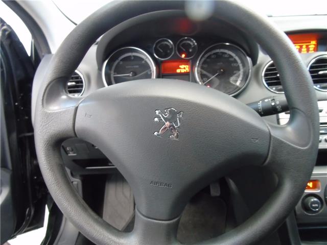 Peugeot 308 1.6HDI FAP Envy 6 vel .112cv