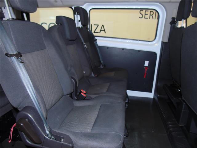 Ford Tourneo Custom FT 300 L1 9 Plazas