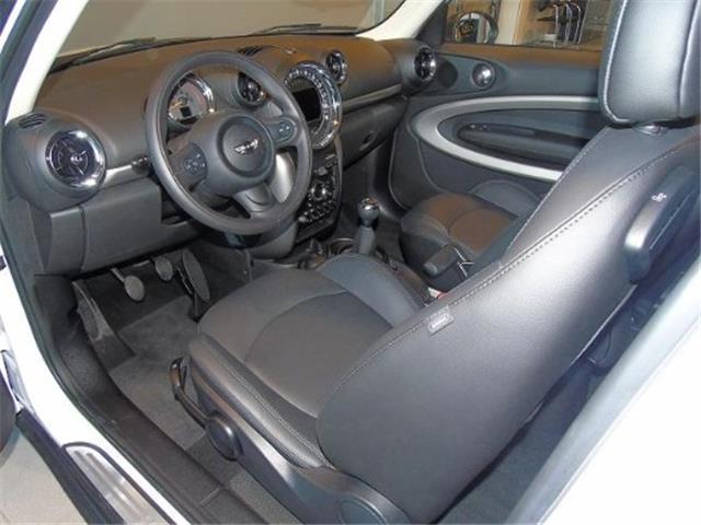 MINI Cooper D Paceman .