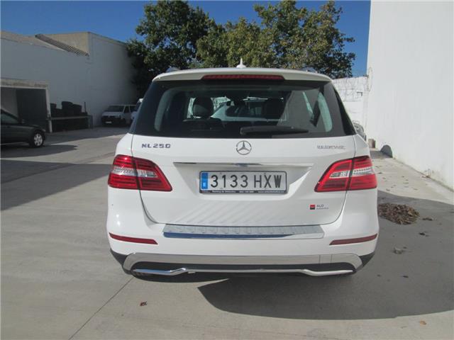 Mercedes-Benz ML 250 BlueTEC 4MATIC 5p