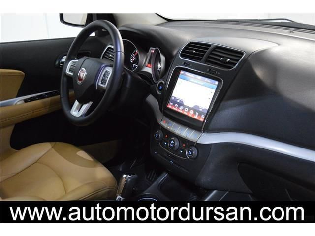 Fiat Freemont FREEMONT 2.0 16V * 7 Plazas * AWD * Auto * Navi
