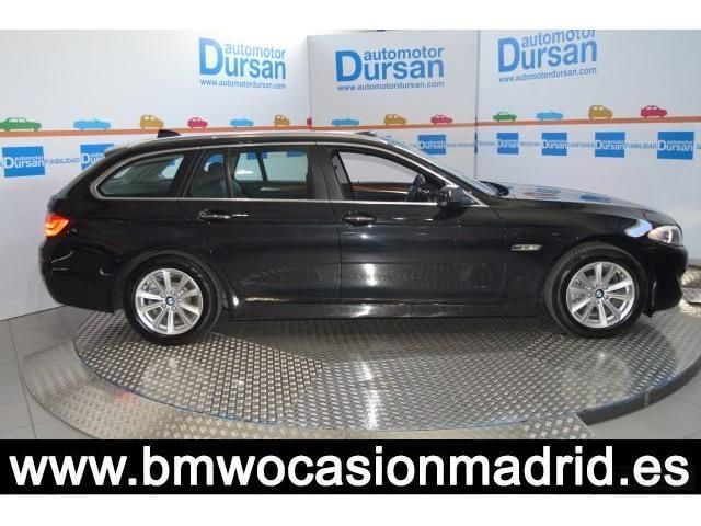 BMW 520 520DA Touring * Xenon * Cuero * Techo solar * Nave