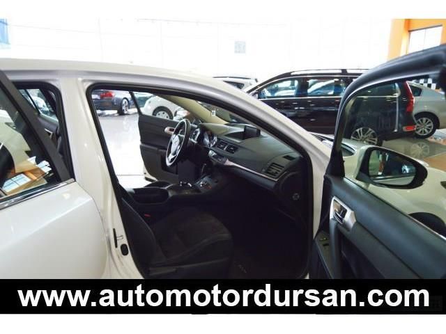 Lexus CT 200h CT 200h * Navegación * Executive   Navibox