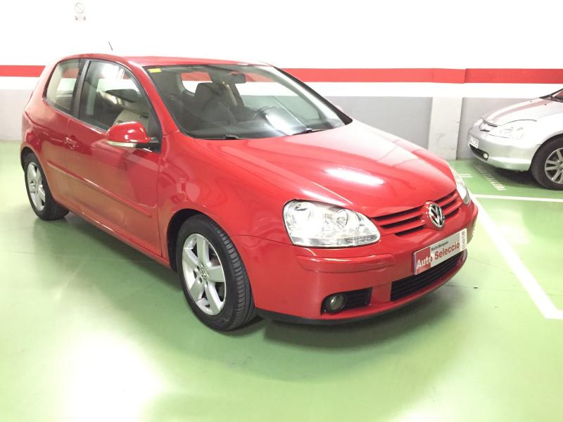 Volkswagen Golf 1.9TDI Sportline 105 nacional 1 titular