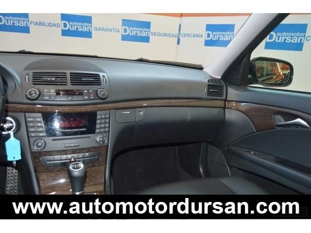 Mercedes-Benz E 220 E 220 CDI EVO Avantgarde * Xenon * Cuero *