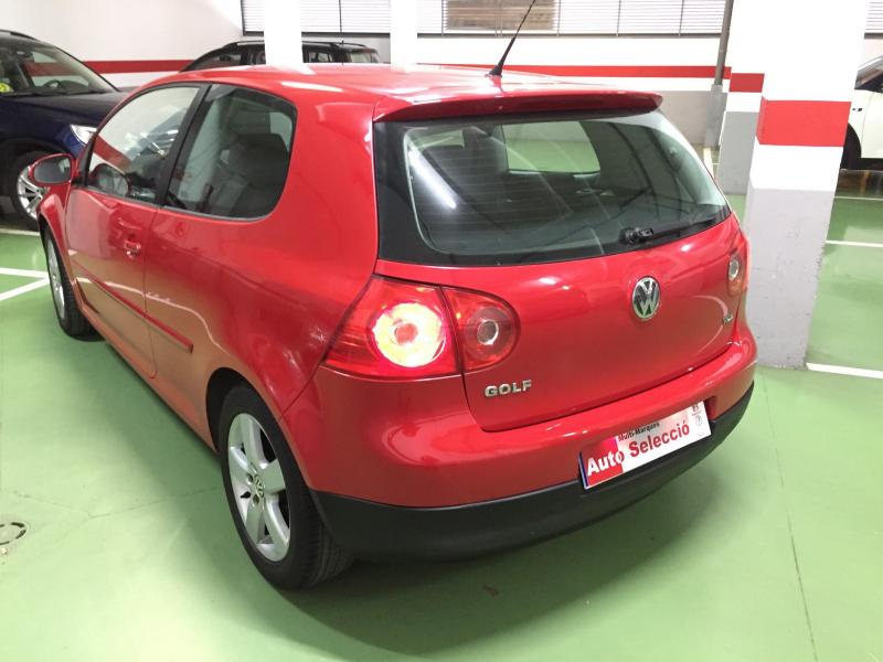 Volkswagen Golf 1.9TDI Sportline 105 nacional 1 titular