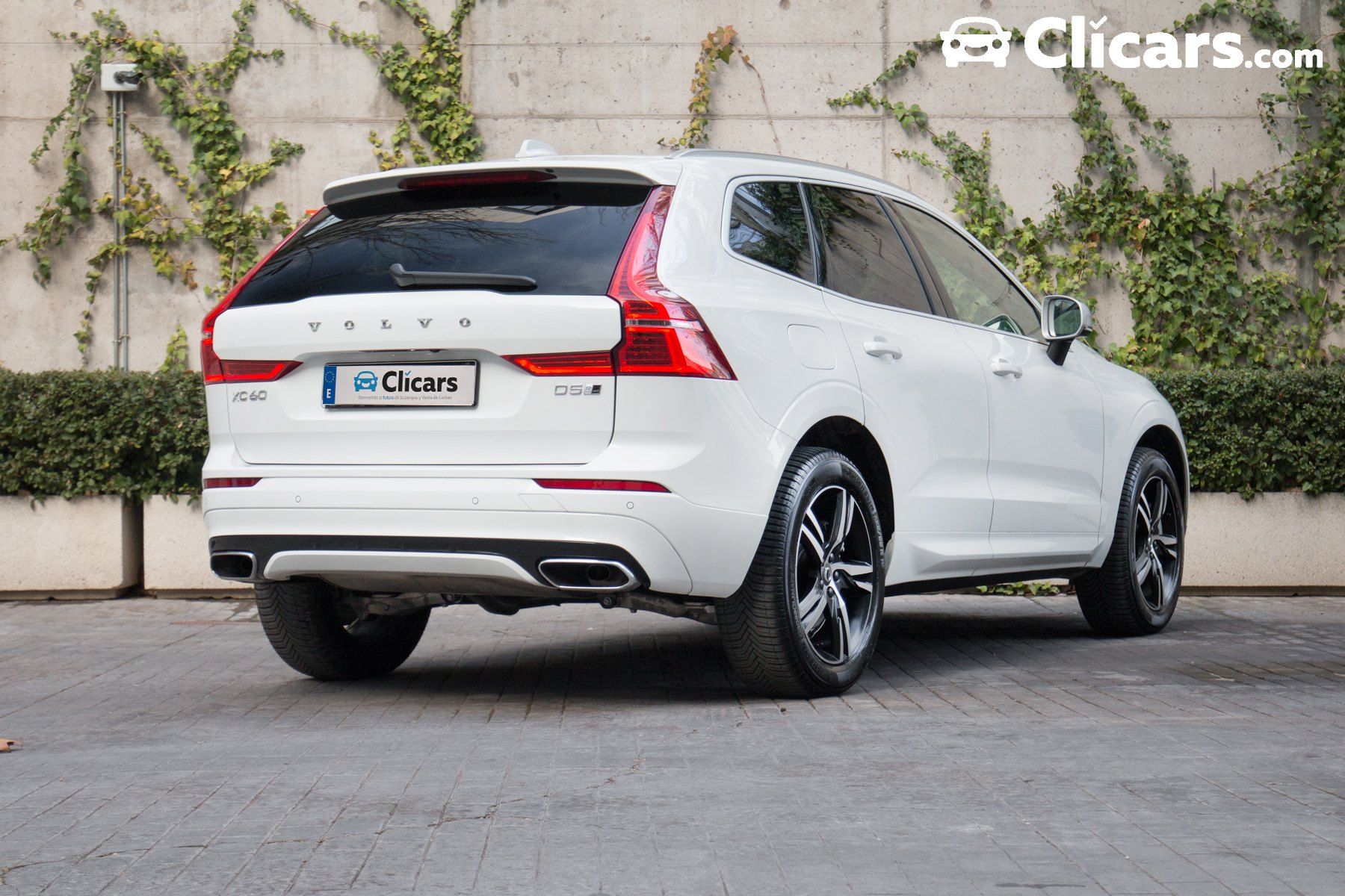 Volvo XC 60 2.0 D5 AWD R-Design Auto
