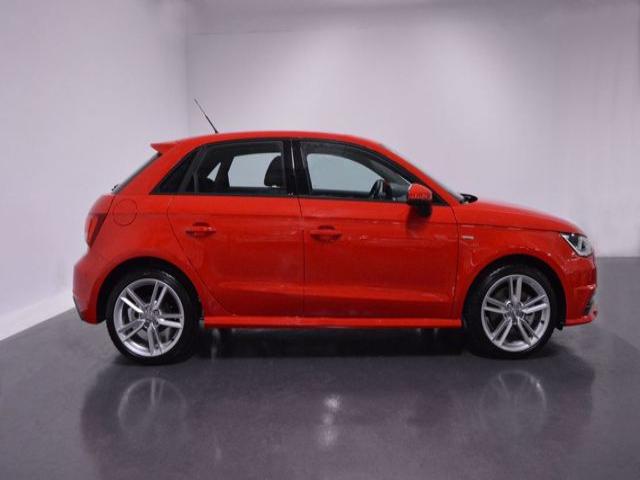Audi A1 1.4 TFSI Adrenalin 92 kW (125 CV)