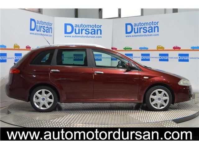 Fiat Croma CROMA 1.9 16v multijet SW* Sensores de parking * B