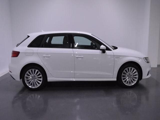 Audi a3 1.4 TFSI e-tron S Tronic 150 kW (204 CV)