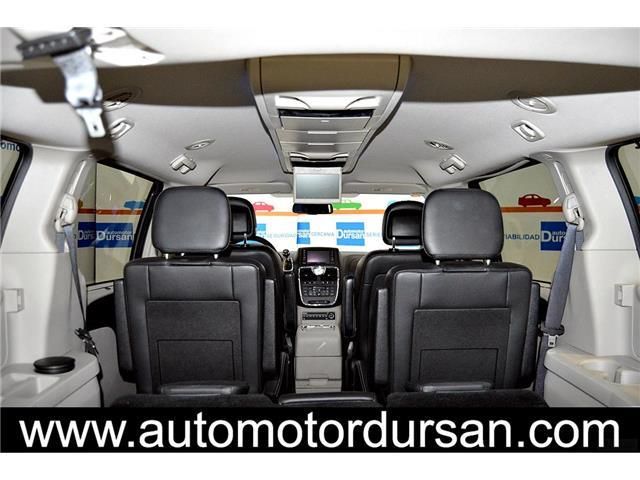 Lancia Voyager VOYAGER 2.8CRD *GOLD *AUTO *7 plazas *2 DVDs