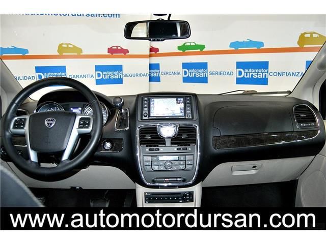 Lancia Voyager VOYAGER 2.8CRD *GOLD *AUTO *7 plazas *2 DVDs