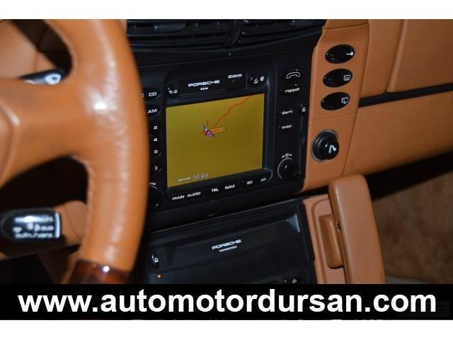 Porsche 911 911 Carrera 4 * Milenium * Nº 078 *navi * techo