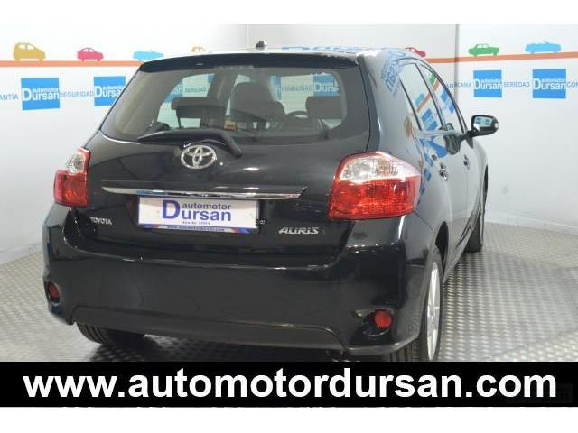 Toyota Auris Auris 2.0 D4D * Navegación * Cuero * Control de ve