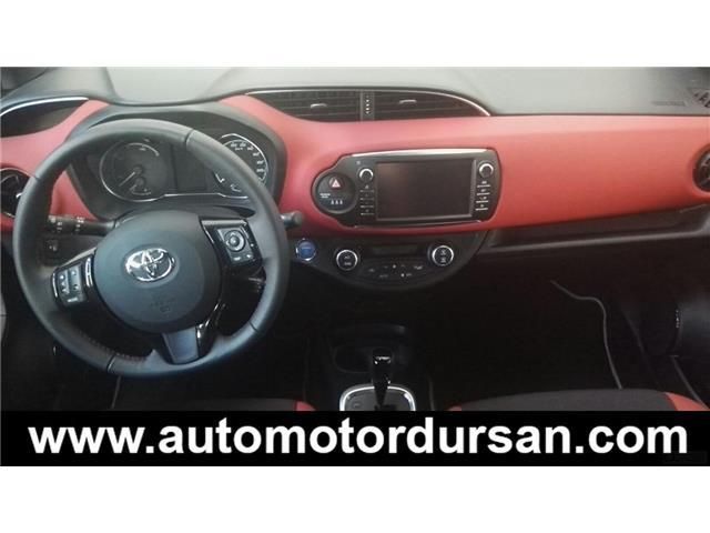Toyota Yaris Yaris HSB * Hibrido * Pocos km * Tapiceria Bi-Tono