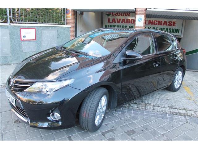 Toyota Auris 90D Active
