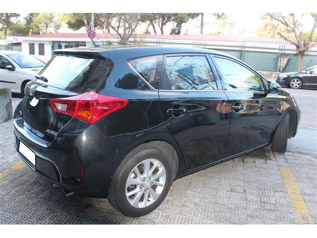 Toyota Auris 90D Active