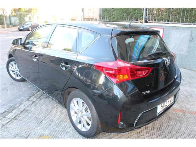 Toyota Auris 90D Active
