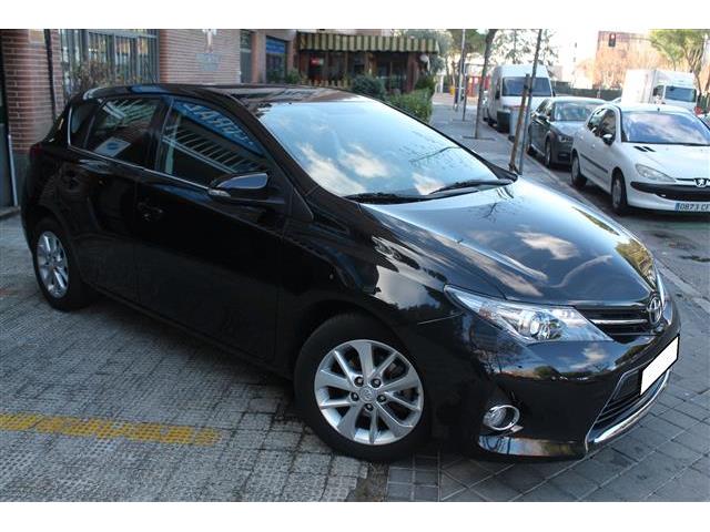 Toyota Auris 90D Active